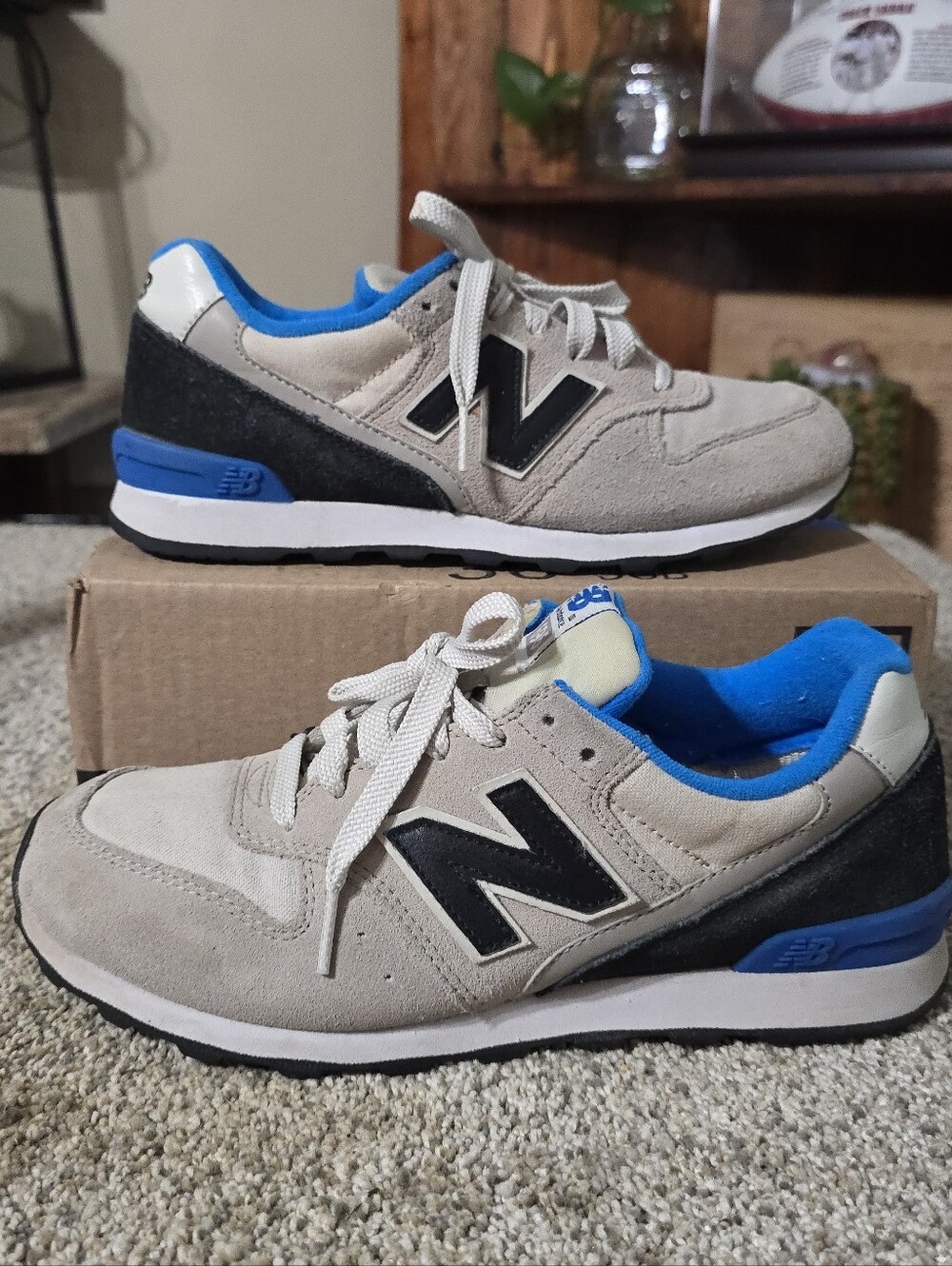 New Balance 696 Women's 7.5 B Gray Blue Black Suede Retro Sneakers WL696JC2